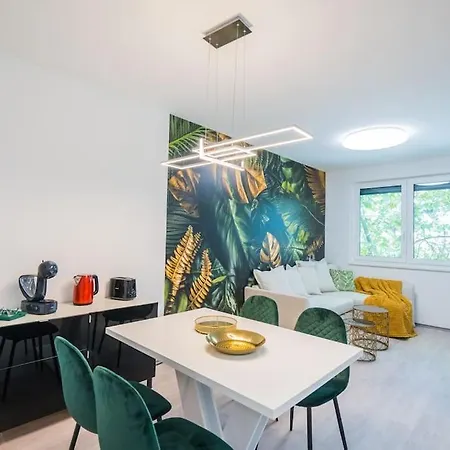 Jungle Apartment Siofok Exterior photo